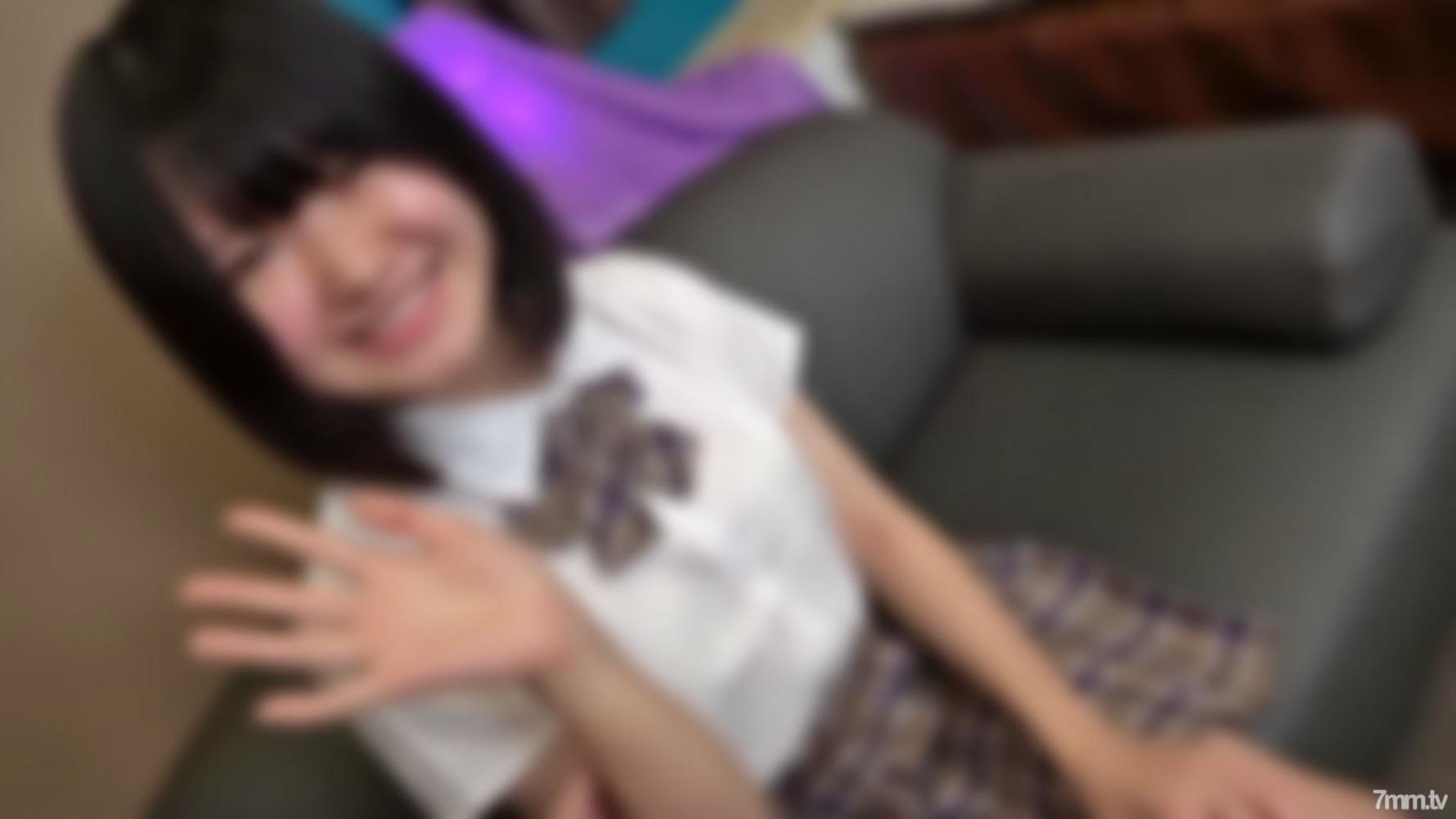 fc2-ppv 3088771 笑顔たっぷりアイドル級の10代。色白スレンダーで未成熟なカラダが快感に溺れて突然の号泣。「妊娠しちゃいます…」と不安な顔も最後は大量中出し。人生初めてのフェラ特典付き。 FC2-PPV-3088771